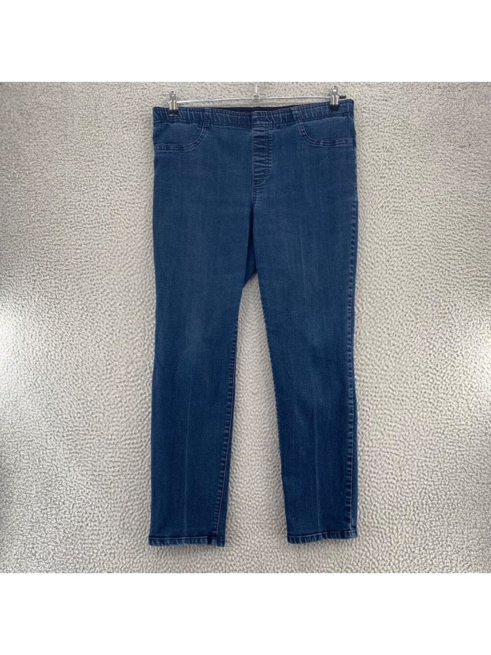Chicos Jeans Womens 2 US 12 Blue Dark Wash Denim Jegging Pull On Stretch Skinny